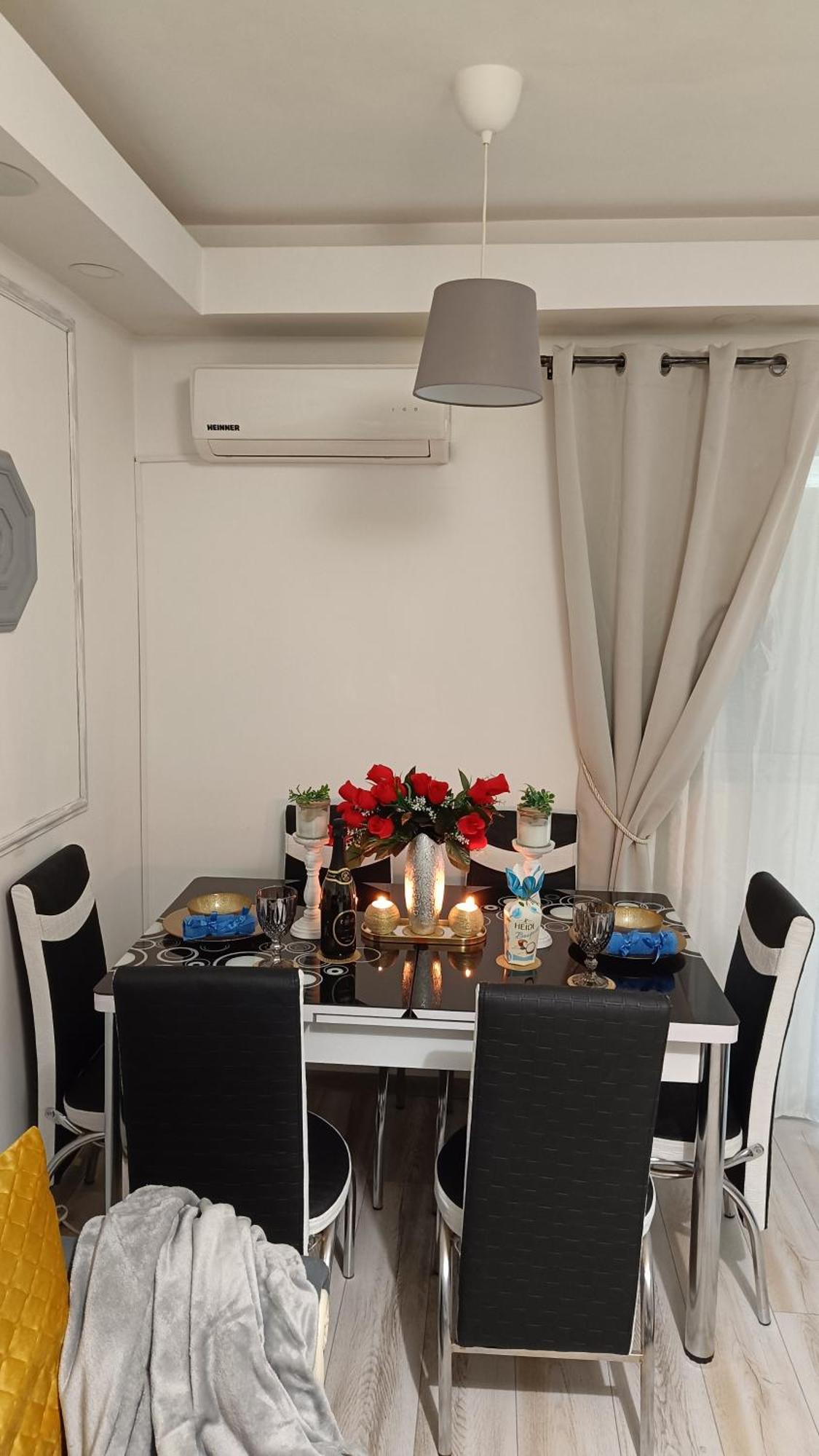 Sistem Apartament 3 Camere! Бухарест Екстер'єр фото