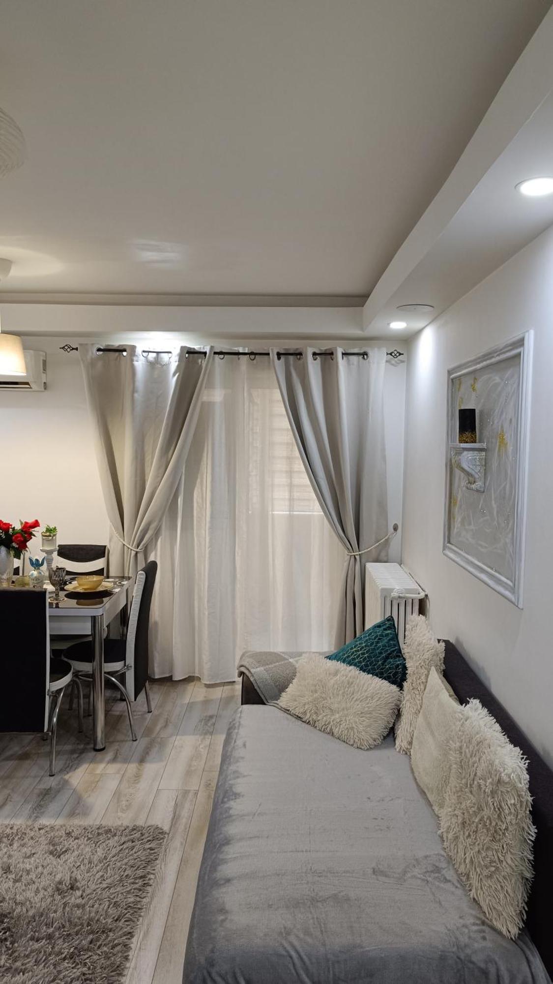 Sistem Apartament 3 Camere! Бухарест Екстер'єр фото